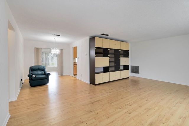 735 NW 73rd Terrace, Margate, FL 33063