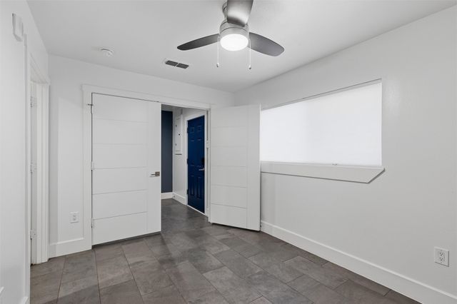 1815 Browder Street E, Dallas, TX 75215