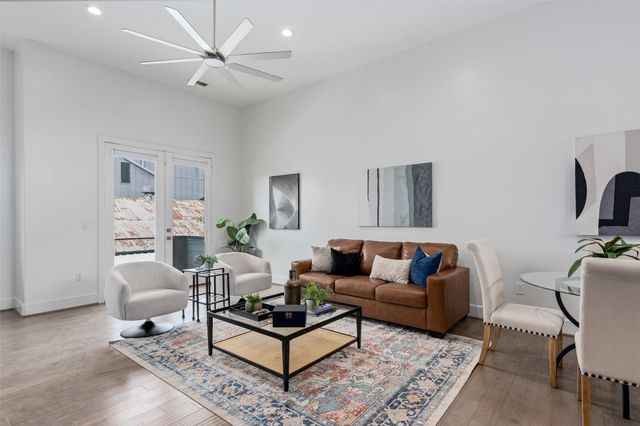 1815 Browder Street E, Dallas, TX 75215