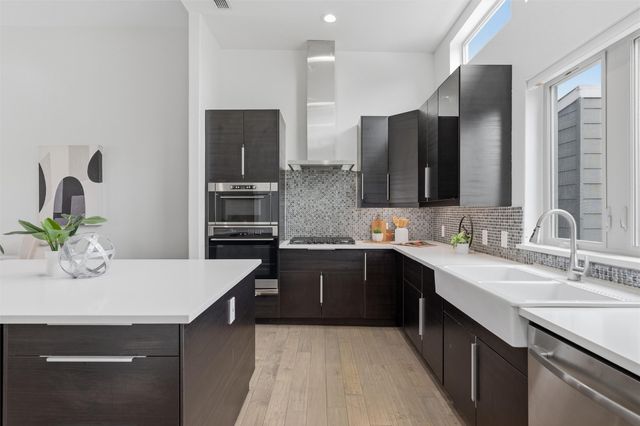 1815 Browder Street E, Dallas, TX 75215