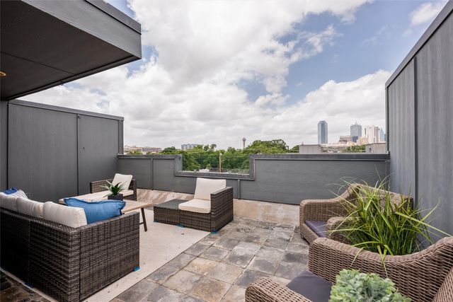 1815 Browder Street E, Dallas, TX 75215