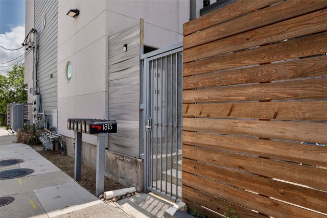 1815 Browder Street E, Dallas, TX 75215