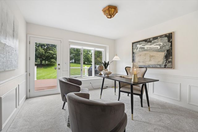 4012 Broadmoor Circle, Naperville, IL 60564