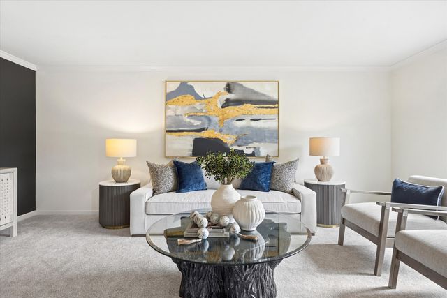 4012 Broadmoor Circle, Naperville, IL 60564