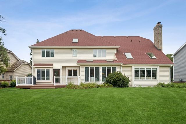 4012 Broadmoor Circle, Naperville, IL 60564