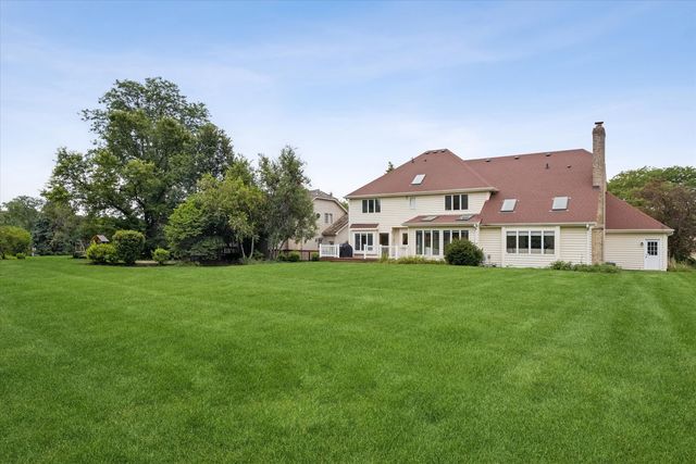 4012 Broadmoor Circle, Naperville, IL 60564