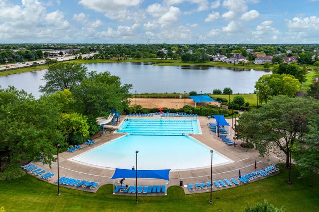 4012 Broadmoor Circle, Naperville, IL 60564