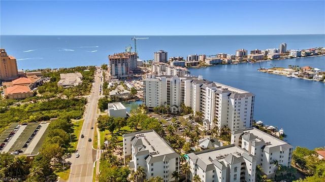 410 FLAGSHIP DR # 301, Naples, FL 34108