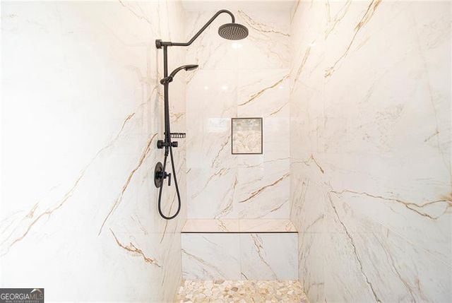 111 Possum Trot Road, Barnesville, GA 30204