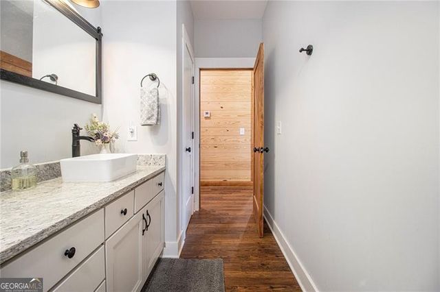 111 Possum Trot Road, Barnesville, GA 30204