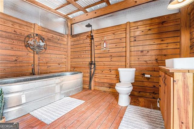 111 Possum Trot Road, Barnesville, GA 30204