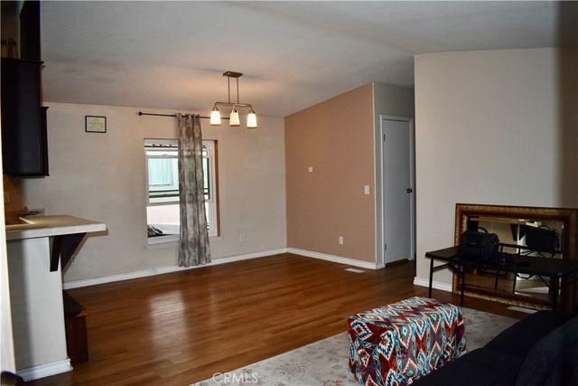 220 Camino Corto 39, Vista, CA 92083