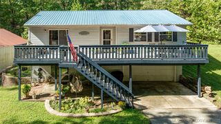 23571 S 624 Road, Wyandotte, OK 74370