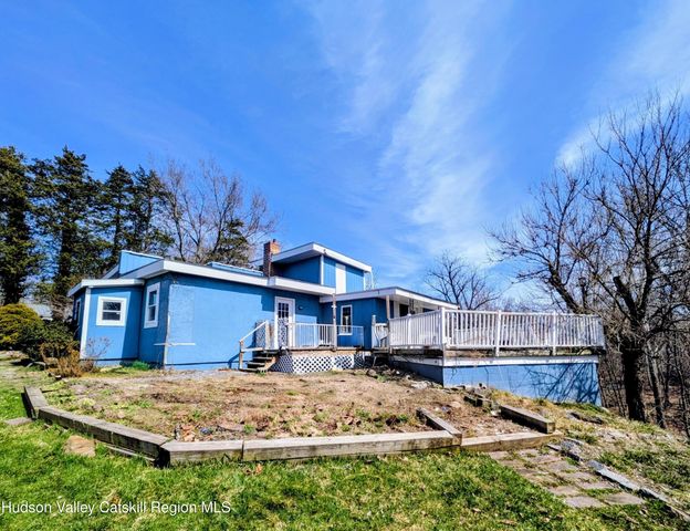 21 Stone Mill Road, Hudson, NY 12534