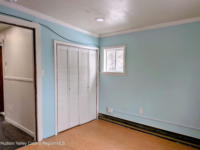 21 Stone Mill Road, Hudson, NY 12534