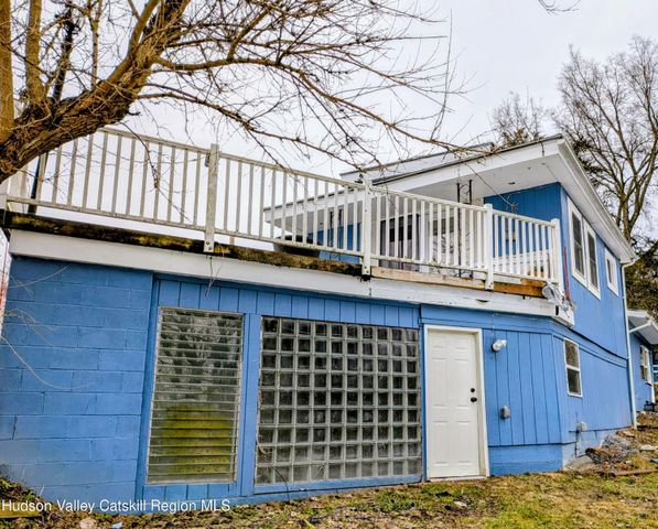 21 Stone Mill Road, Hudson, NY 12534