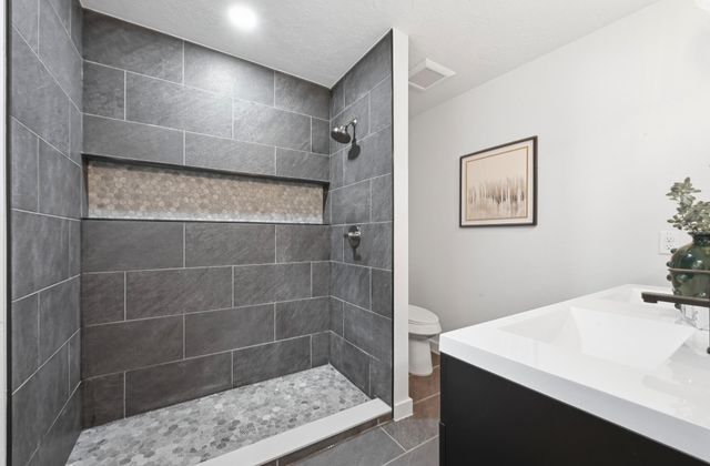 827 Clearfork ST, Lockhart, TX 78644