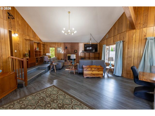 1080 HOPE Ave Nw, Salem, OR 97304