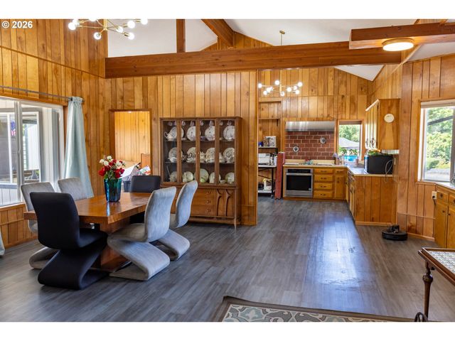 1080 HOPE Ave Nw, Salem, OR 97304