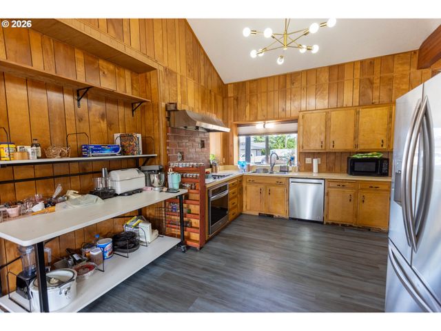 1080 HOPE Ave Nw, Salem, OR 97304