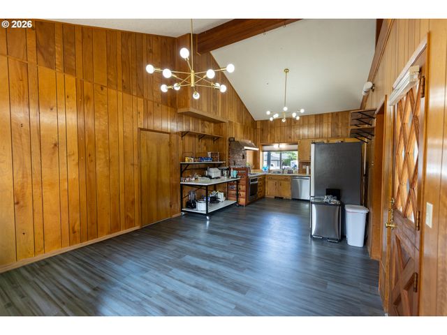 1080 HOPE Ave Nw, Salem, OR 97304