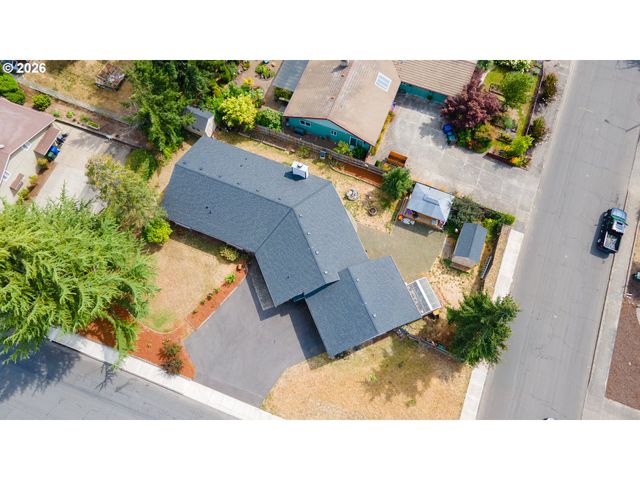 1080 HOPE Ave Nw, Salem, OR 97304