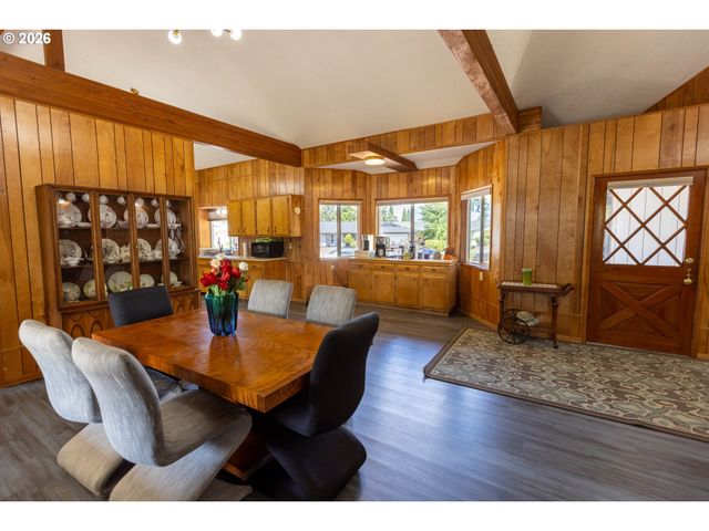 1080 HOPE Ave Nw, Salem, OR 97304