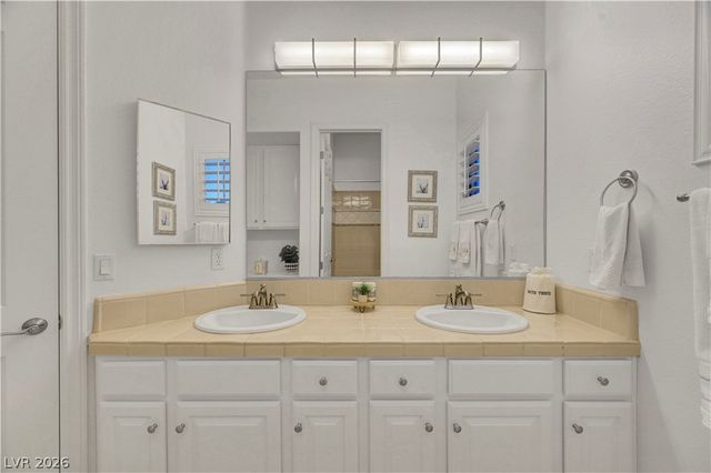 444 Pinnacle Heights Lane, Las Vegas, NV 89144