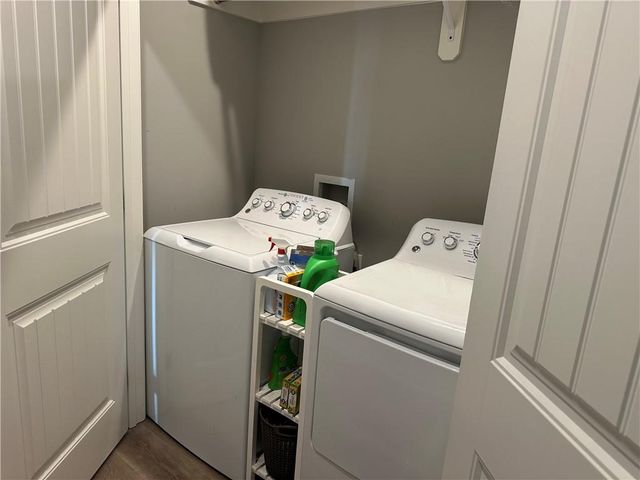 1203 SW Burns Court, Oak Grove, MO 64075