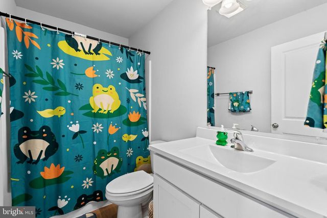 66 OLGA DR, Martinsburg, WV 25403