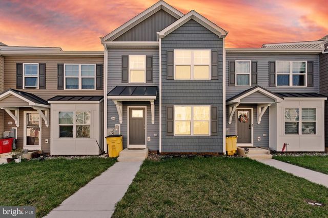 66 OLGA DR, Martinsburg, WV 25403