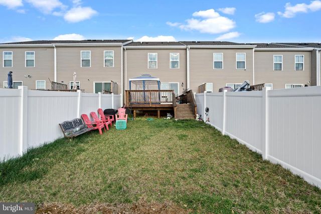 66 OLGA DR, Martinsburg, WV 25403