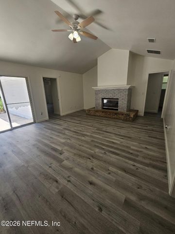 721 TARA FARMS Drive, Middleburg, FL 32068