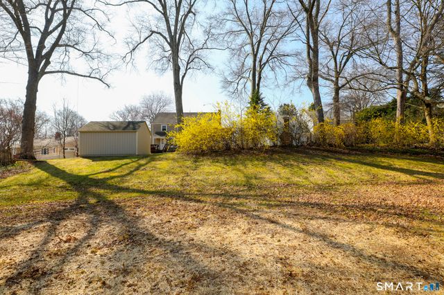105 Hyde Road, West Hartford, CT 06117