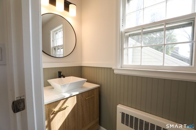 105 Hyde Road, West Hartford, CT 06117