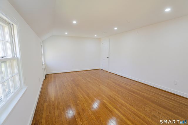 105 Hyde Road, West Hartford, CT 06117