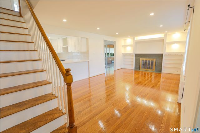 105 Hyde Road, West Hartford, CT 06117