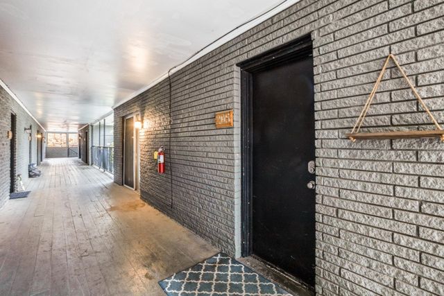 811 Skillman Street 102, Dallas, TX 75214