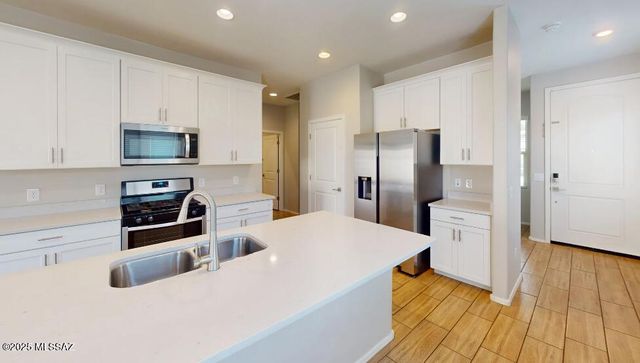 7075 Vuelta Aguarachay, Tucson, AZ 85756