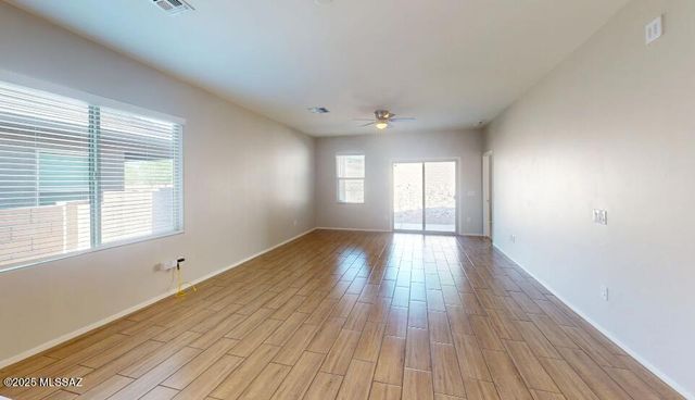7075 Vuelta Aguarachay, Tucson, AZ 85756