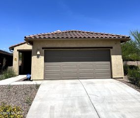 7075 Vuelta Aguarachay, Tucson, AZ 85756
