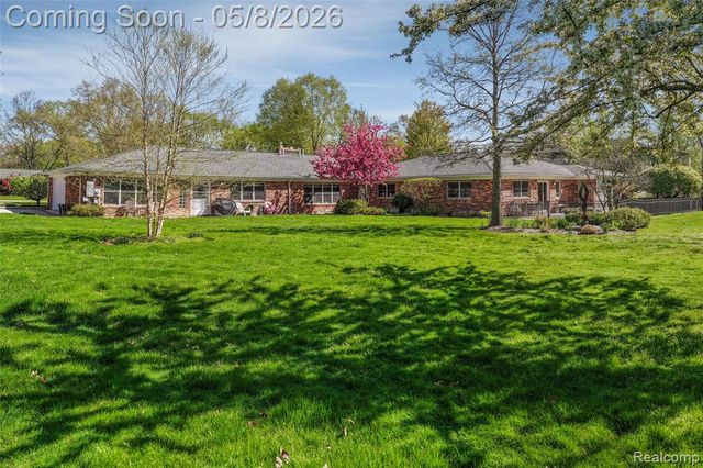 12959 Talbot Lane, Huntington Woods, MI 48070
