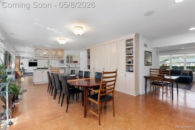 12959 Talbot Lane, Huntington Woods, MI 48070