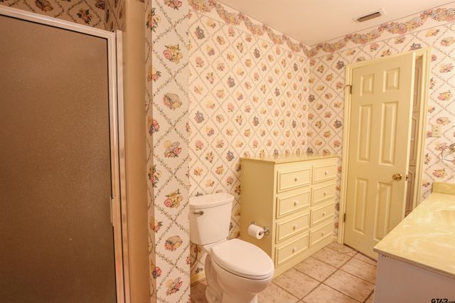 2115 Heather Lane, Tyler, TX 75703