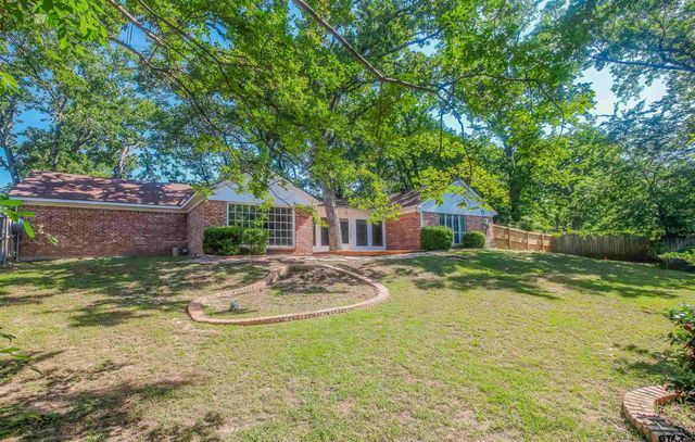 2115 Heather Lane, Tyler, TX 75703