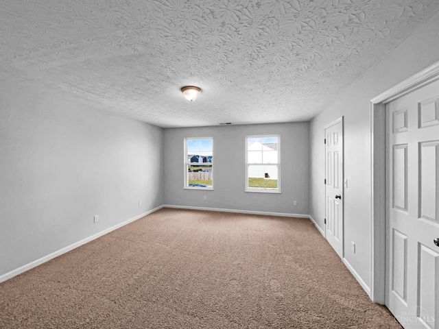 801 Prescott Circle, Trenton, OH 45067