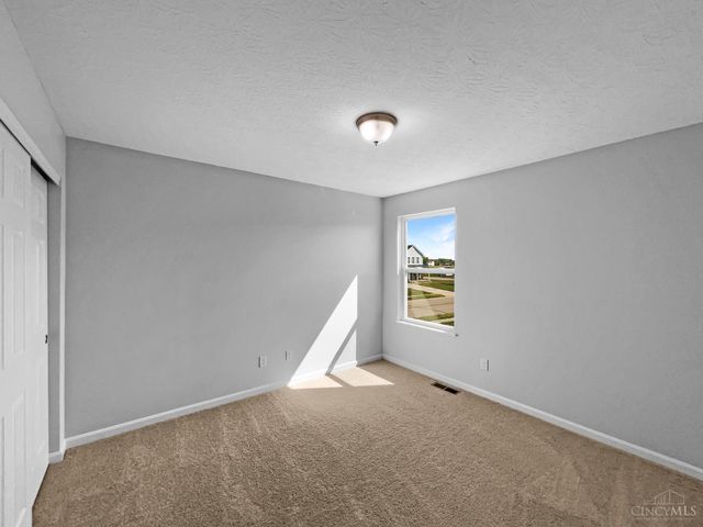 801 Prescott Circle, Trenton, OH 45067