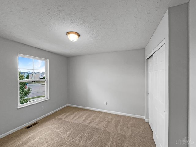 801 Prescott Circle, Trenton, OH 45067