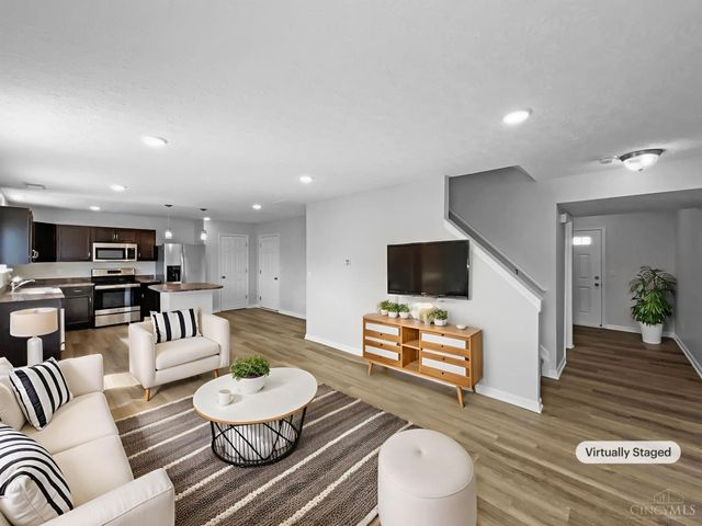 801 Prescott Circle, Trenton, OH 45067