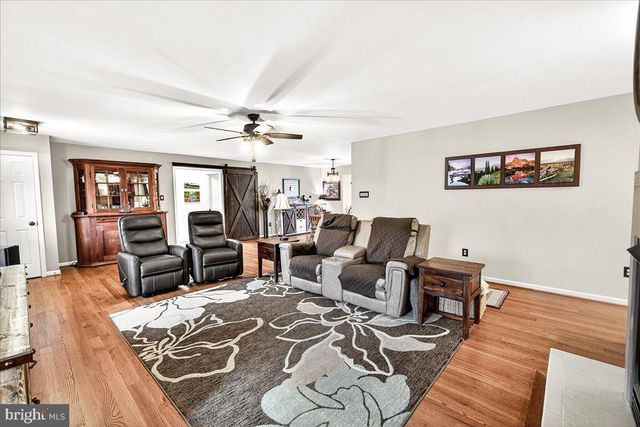 1 MANTLE CT, Thurmont, MD 21788